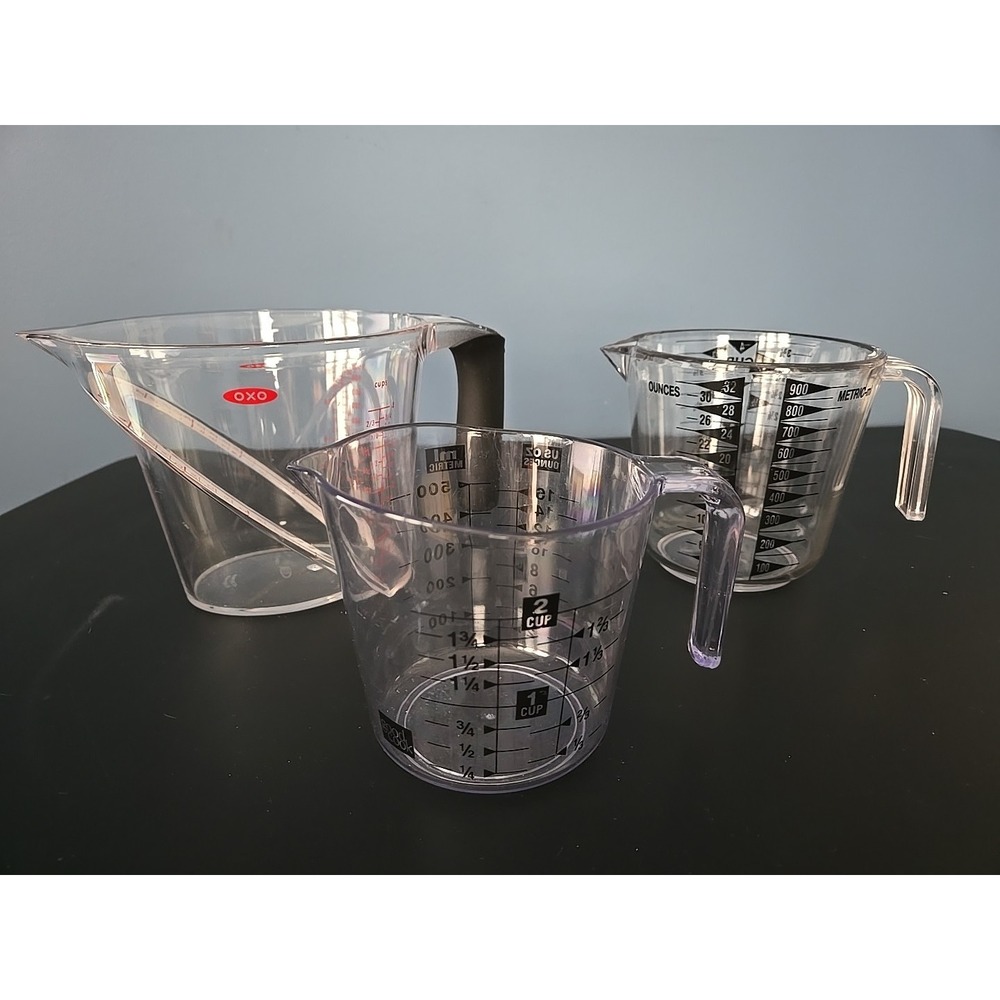 OXO Good Grips Angled Measuring 4 Cup Capacity Pour Spout Pitcher‎ Plus 2 Others